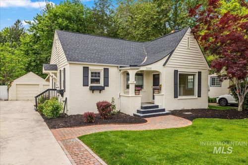 3205 W Crescent Rim Dr, Boise, ID, 83706-2716 | Card Image