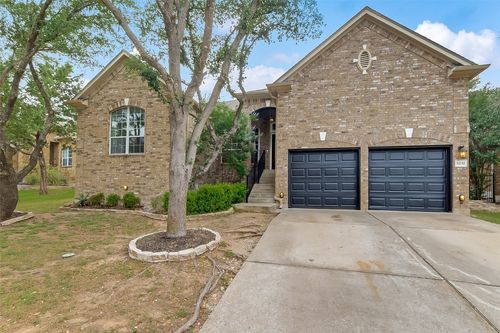 5232 Texas Bluebell Dr, Spicewood, TX, 78669-6847 | Card Image