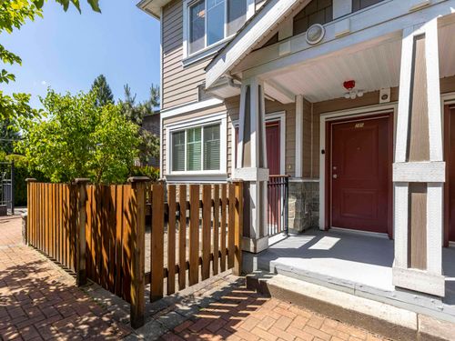 205-528 Sperling Ave, Burnaby, BC, V5B4H3 | Card Image