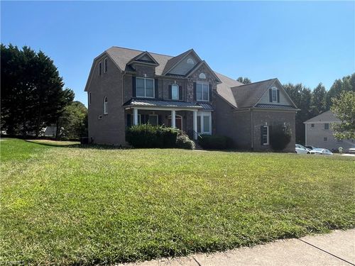 2706 Edenridge Dr, High Point, NC, 27265-7969 | Card Image