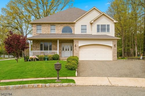 20 Greenbriar Ct, Boonton Twp, NJ, 07005-9639 | Card Image