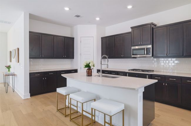 4323 Attra St, Townhouse with 3 bedrooms, 3 bathrooms and 2 parking in Austin TX | Image 6
