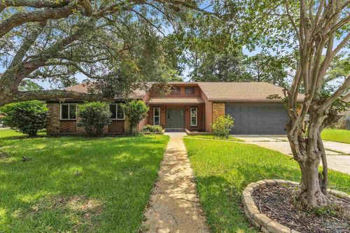 616 Sawara Ct, Pensacola, FL, 32506-6208 | Card Image