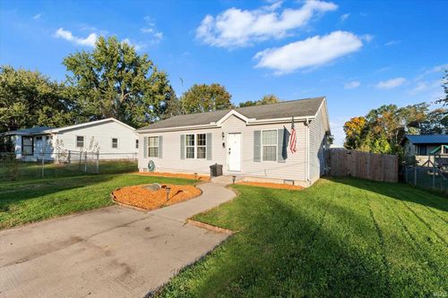 51104 State Road 19, Elkhart, IN, 46514-6106 | Card Image