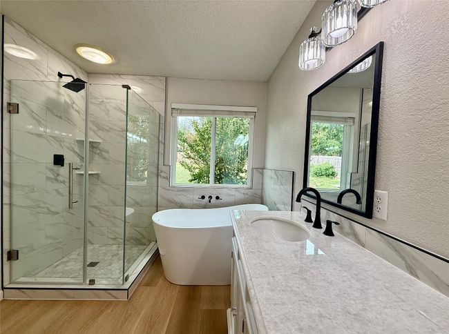 1502 Woodstone S, House other with 3 bedrooms, 2 bathrooms and null parking in Cedar Park TX | Image 6