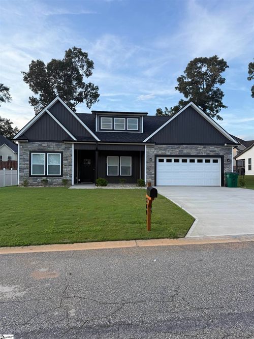 309 Limbwood Ct, Boiling Springs, SC, 29316-6246 | Card Image
