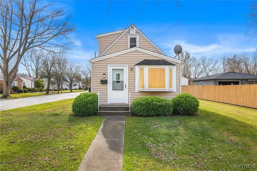 376 Roger Ave, North Tonawanda, NY, 14120-1608 | Card Image