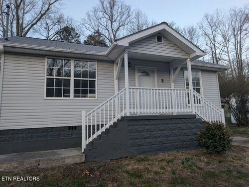 1093 Old Bell High Rd, Pineville, KY, 40977-8243 | Card Image