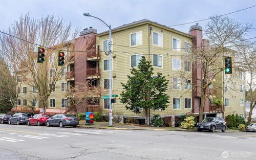 apt-314-8745 Greenwood Ave N, Seattle, WA, 98103-3651 | Card Image