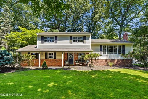 558 Green Ln, River Vale, NJ, 07675-5913 | Card Image