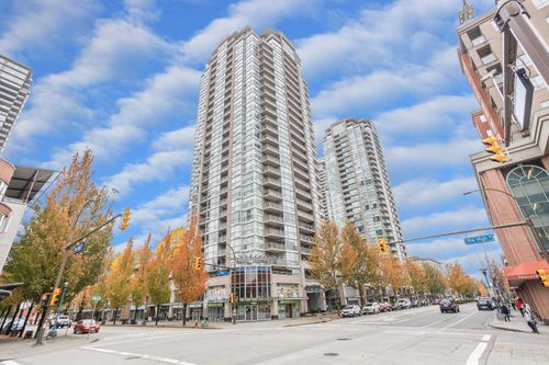 3202-2978 Glen Dr, Coquitlam, BC, V3B0C3 | Card Image