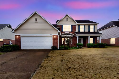 8209 Blue Lagoon Dr, Bartlett, TN, 38002-8917 | Card Image