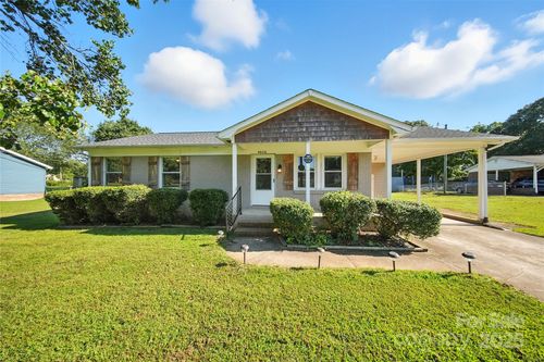 4606 Cloverwood Ln, Gastonia, NC, 28052-9462 | Card Image