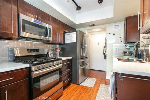 112-20155 Keswick St, Winnetka, CA, 91306 | Card Image