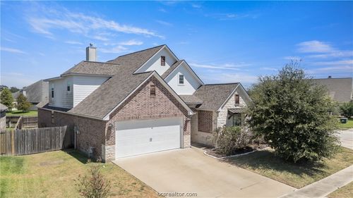 15609 Walnut Nook Ct, College Station, TX, 77845-7774 | Card Image