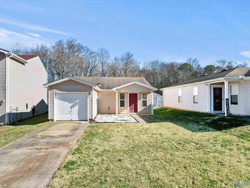 153 Jesse Layne Dr, Harvest, AL, 35749-3906 | Card Image