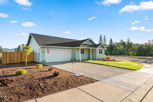 lot-8-1106 Cascade Dr, Cave Junction, OR, 97523 | Card Image