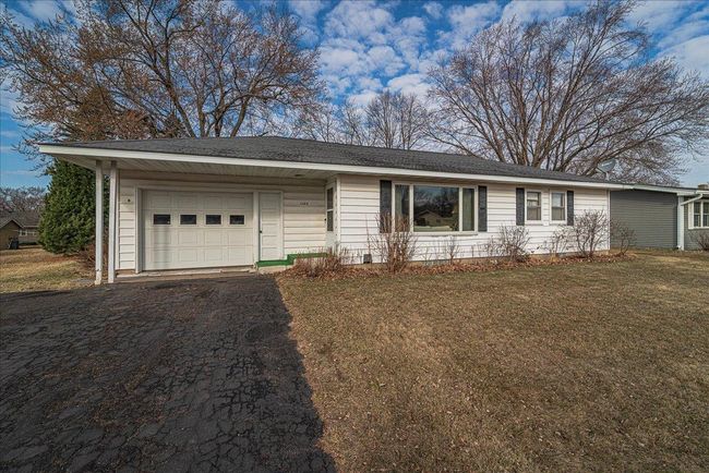 04-One Car Garage | Image 4