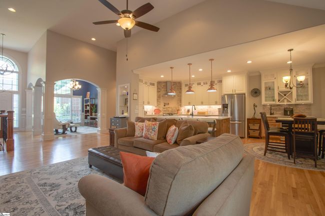 10 Rothesay St, House other with 5 bedrooms, 5 bathrooms and 2 parking in Simpsonville SC | Image 11