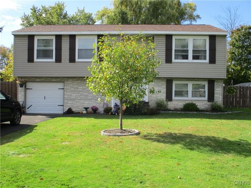 7959 Oldfield Way, Cicero, NY, 13039-9069 | Card Image