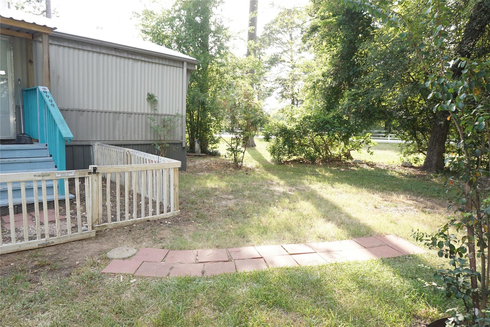 Residential Lease in Willis 3