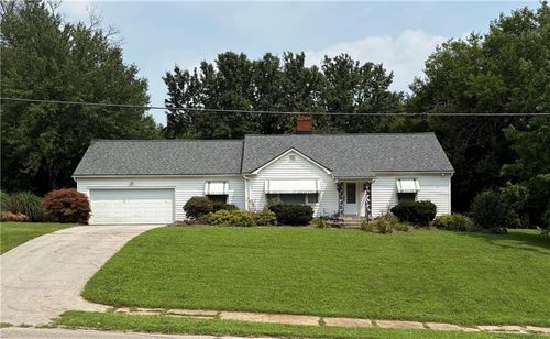1706 N 2nd St, Atchison, KS, 66002-1001 | Card Image