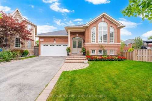 3057 Portree Cres, Oakville, ON, L6M5C4 | Card Image