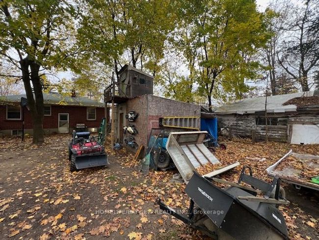 6465 King Rd, House other with 4 bedrooms, 2 bathrooms and 6 parking in Nobleton ON | Image 11
