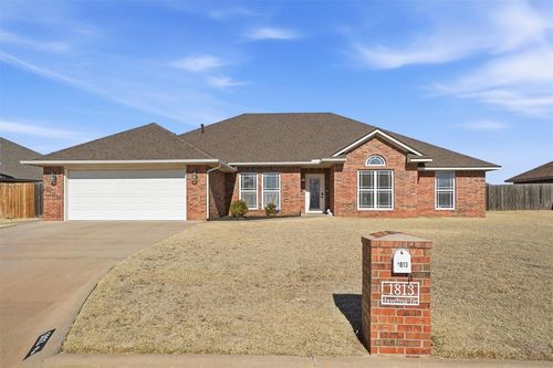 1813 Javelina Drive, Altus, OK, 73521 | Card Image