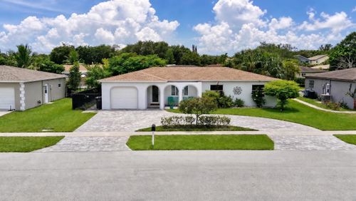 11122 Landsman St, Boca Raton, FL, 33428-3962 | Card Image