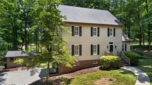 824 Cedar Creek Dr, Asheboro, NC, 27205-2621 | Card Image