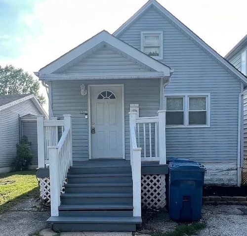 3216 Wallace Ave, Steger, IL, 60475-1172 | Card Image