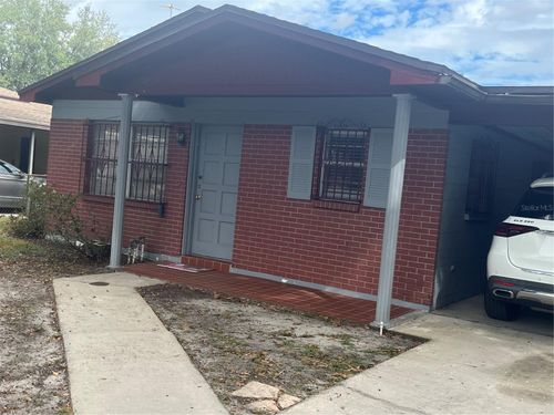 7401 N Albany Ave, TAMPA, FL, 33604-5302 | Card Image