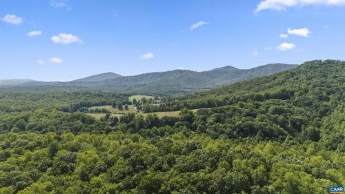 1672 Davis Creek Ln, LOVINGSTON, VA, 22949-2604 | Card Image