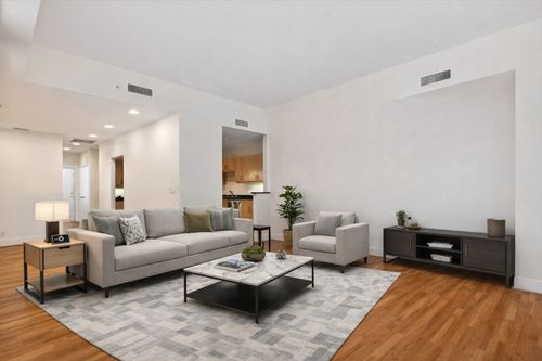 409-5055 Addison Cir, Addison, TX, 75001-6321 | Card Image