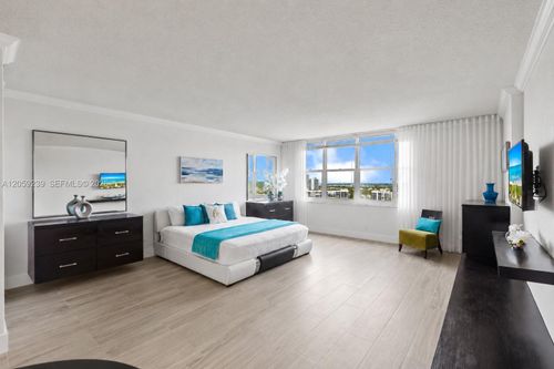 1527-2501 S Ocean Dr, Hollywood, FL, 33019-2633 | Card Image