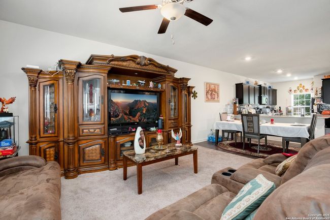 3107 Gilbert Gdn, House other with 5 bedrooms, 0 bathrooms and null parking in Converse TX | Image 6