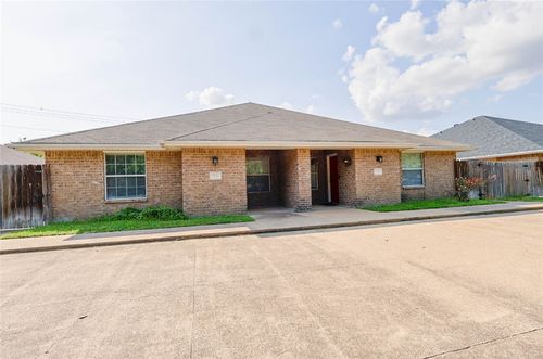 3724 Oldenburg Ln, College Station, TX, 77845-3962 | Card Image