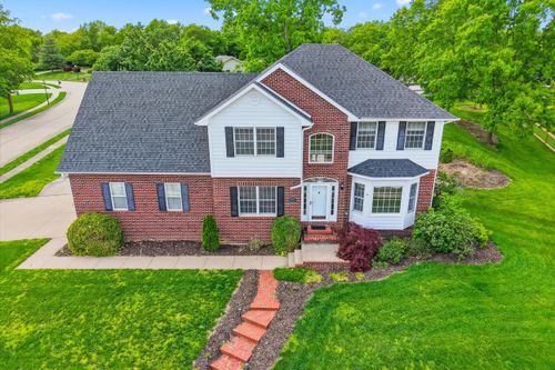 1901 Bluff Pointe Dr, Columbia, MO, 65201-6289 | Card Image