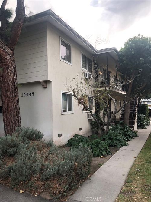 e-10647 Sherman Grove Avenue, Sunland, CA, 91040 | Card Image