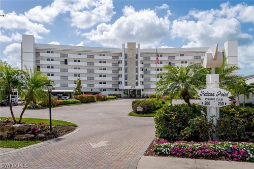 apt-3d-300 Park Shore Dr, NAPLES, FL, 34103-3488 | Card Image