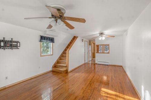 29-A Chilmark St, Worcester, MA, 01604-2810 | Card Image