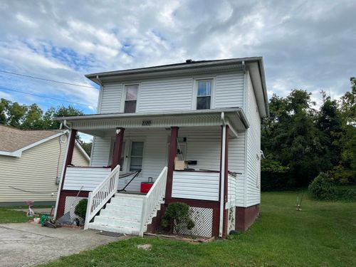 2120 Staunton Ave Nw, Roanoke, VA, 24017-6214 | Card Image