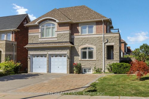 120 Valley Vista Dr, Maple, ON, L6A0Z3 | Card Image