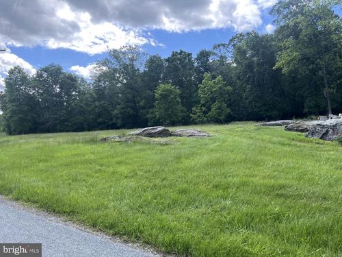 151 Clapsaddle Rd, GETTYSBURG, PA, 17325-7706 | Card Image