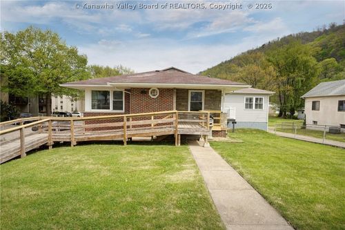 303 Georges Drive, Charleston, WV, 25306 | Card Image