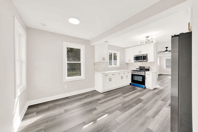 2222 170 Th St, House other with 2 bedrooms, 1 bathrooms and 2 parking in Hazel Crest IL | Image 9