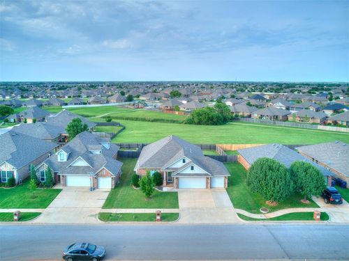 18232 Scarborough Drive, Edmond, OK, 73012 | Card Image