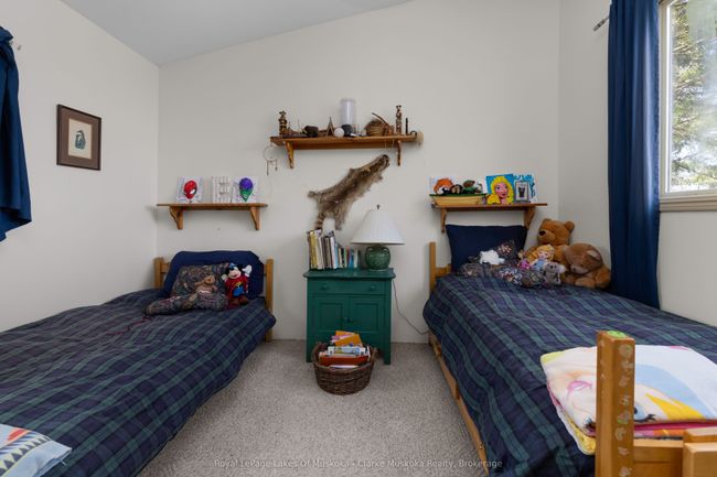 185 Woodland Trail, House other with 4 bedrooms, 2 bathrooms and 4 parking in Port Severn ON | Image 18