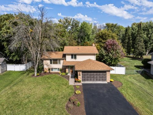 11444 100th Place N, Maple Grove, MN, 55369 | Card Image